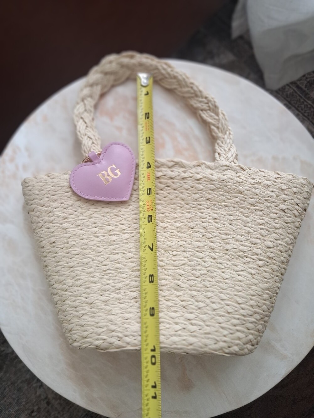 💕 Bergdorf Goodman Woven Straw Mini Tote with Heart Charm 💕 - Picture 4 of 6